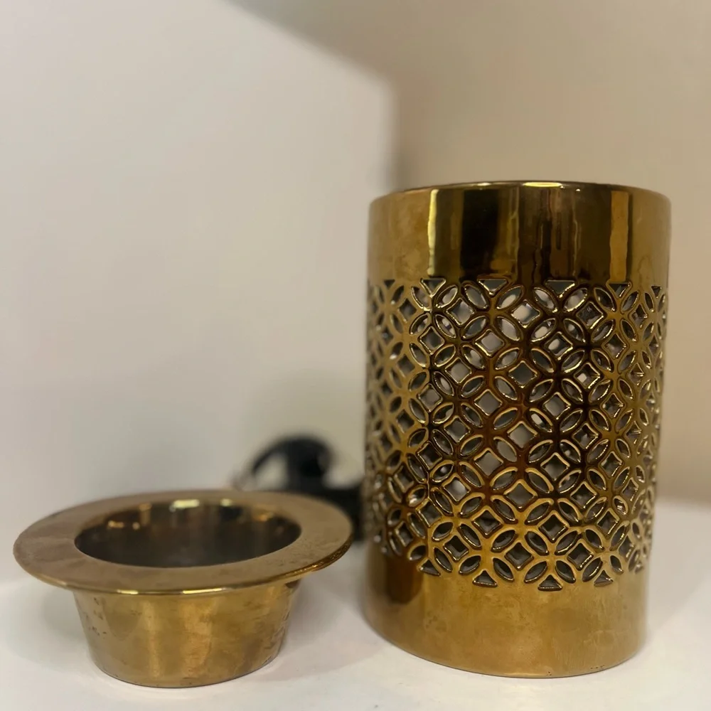 Vintage Gold Lattice Ceramic Electric Wax Warmer ✨